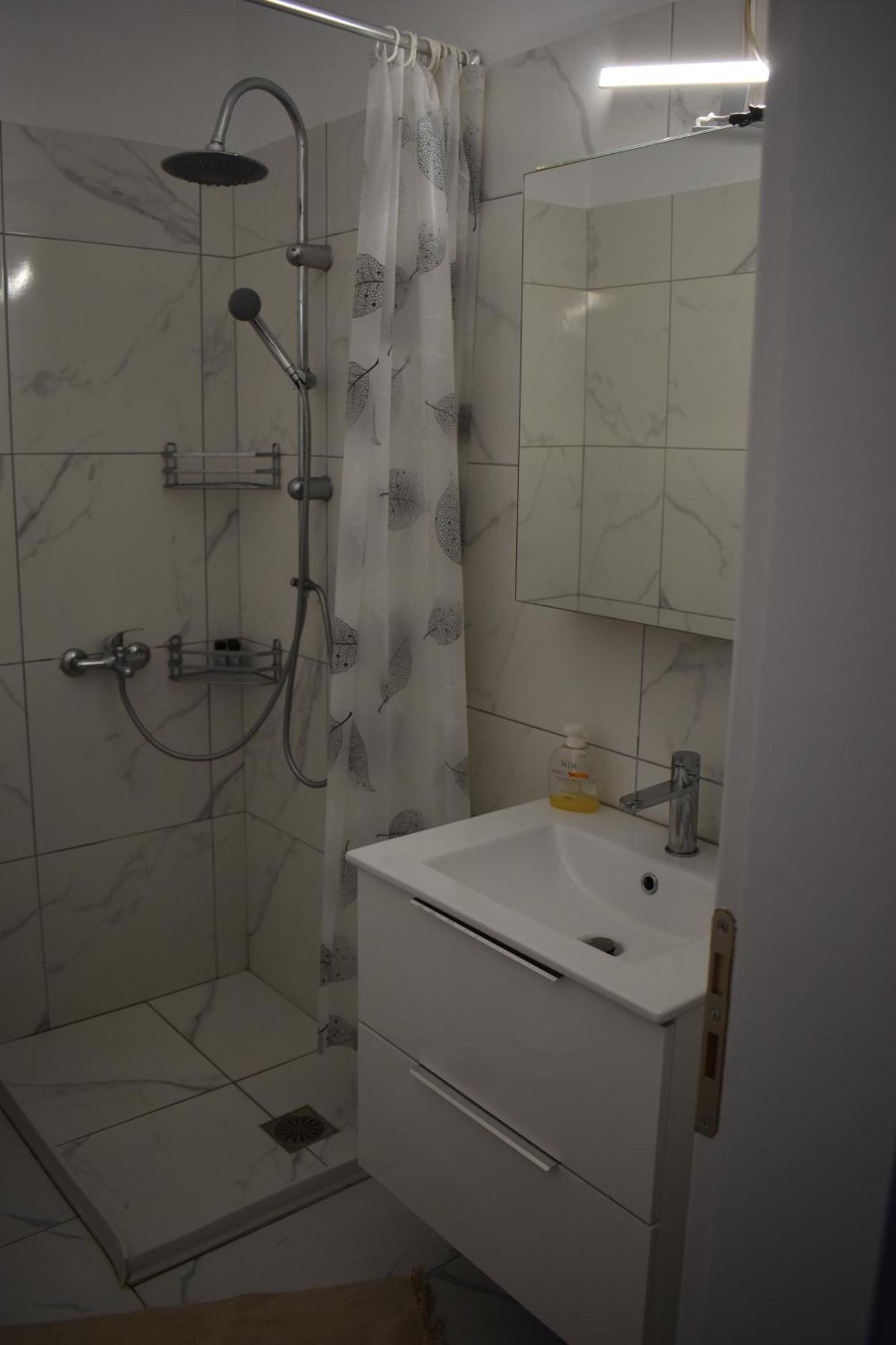 Anastasias Apartments Sarandë 外观 照片