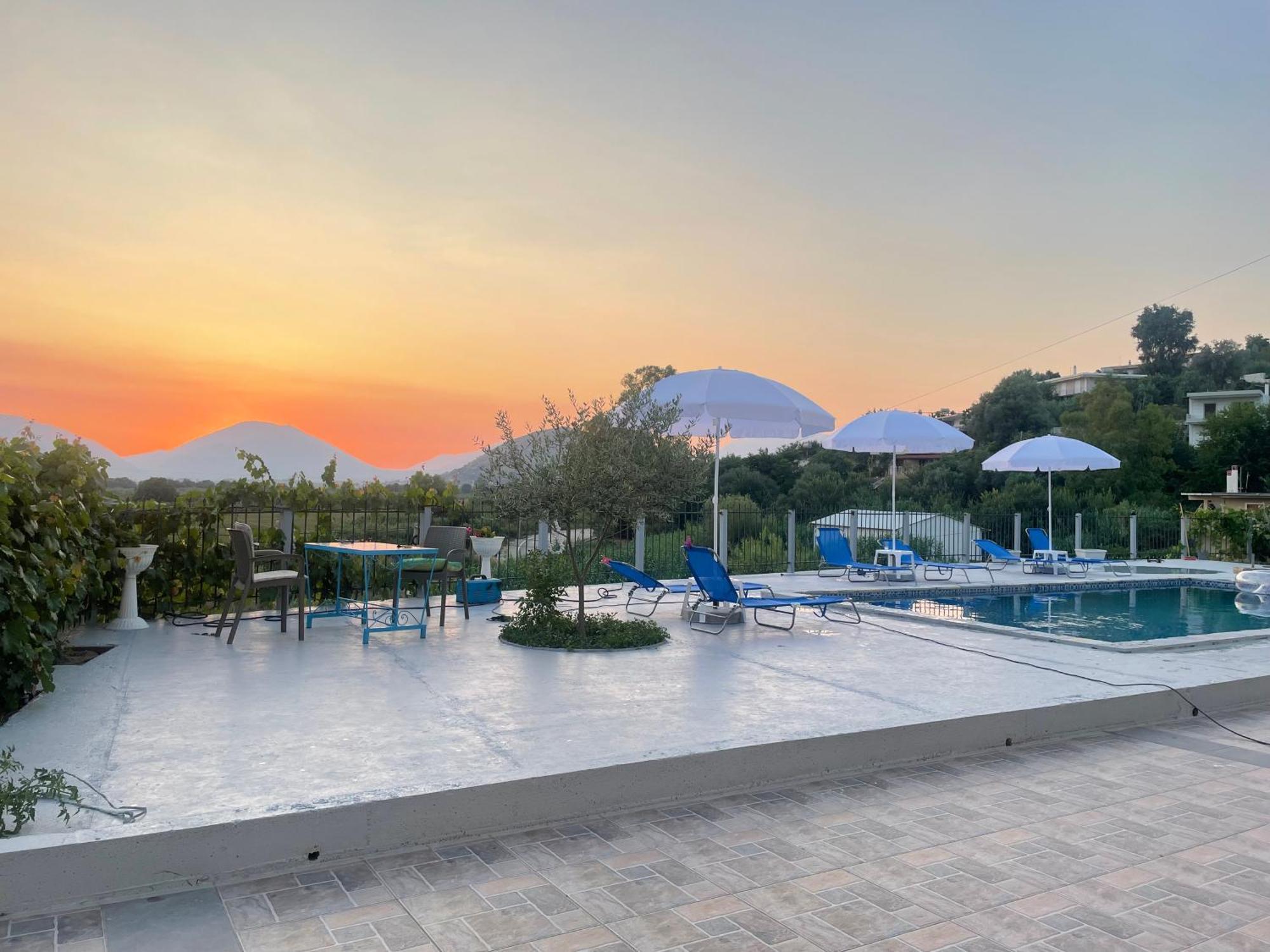 Anastasias Apartments Sarandë 外观 照片